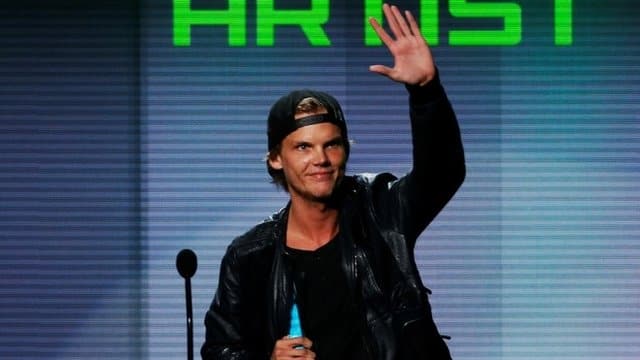 El padre de Avicii habló del suicidio del famoso DJ: “¿Por qué lo hiciste?”