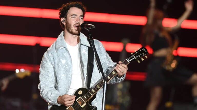 kevin-jonas-comparte-su-diagnostico-de-cancer-de-piel
