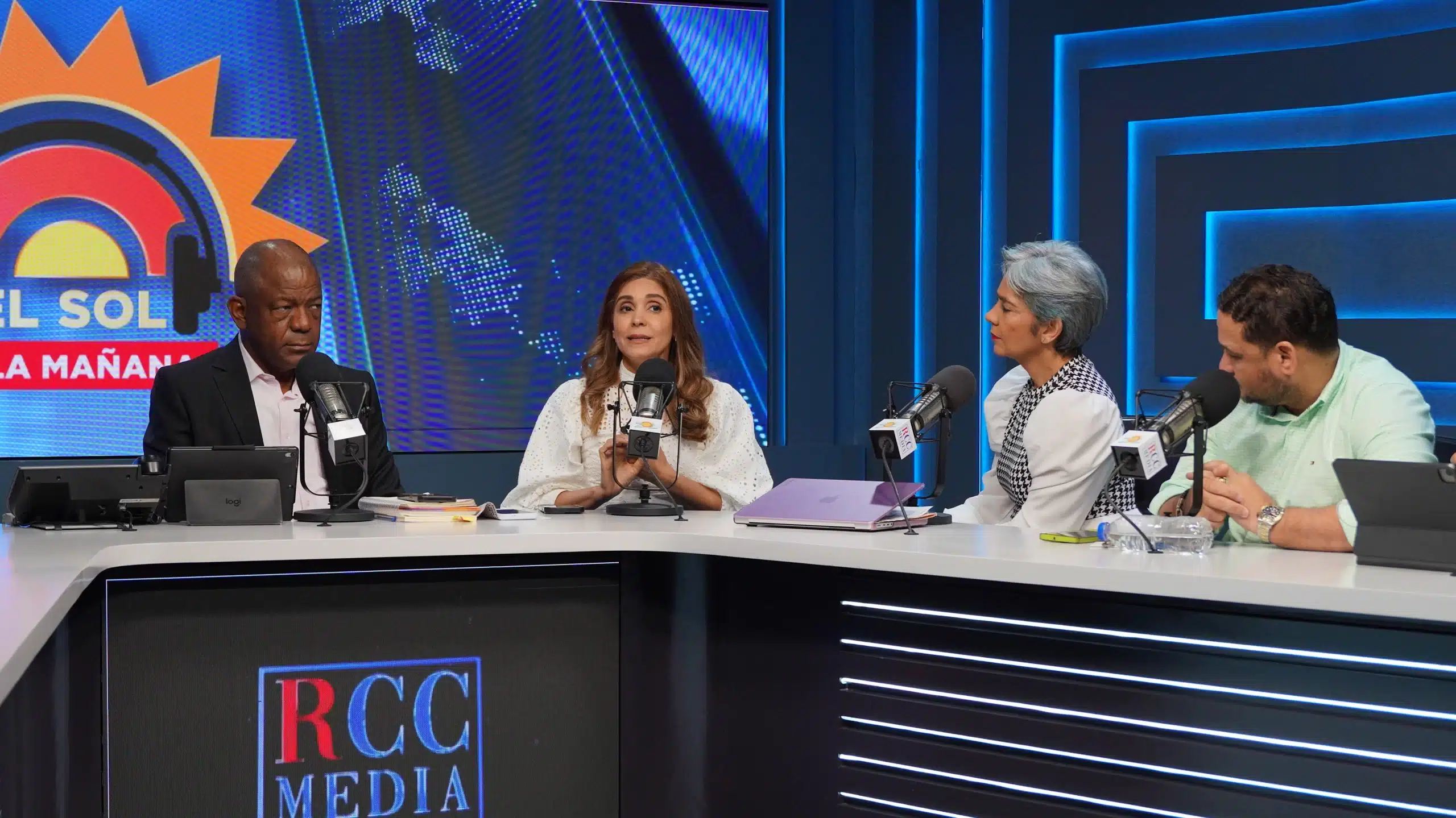 Presidenta de Barrick detalla plan de reubicación y defiende prácticas ambientales