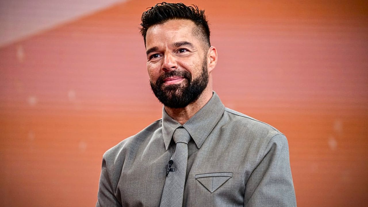 Eric Martín acusa a Ricky Martin de abandonar a su padre y le pide reflexión