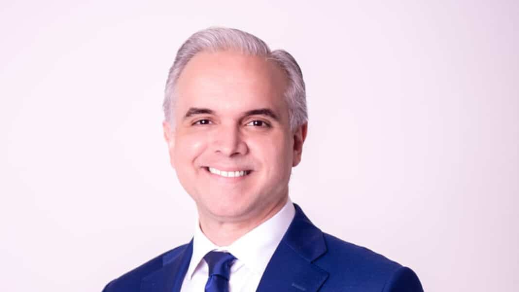 Ministro de Educación ordena seguimiento al caso de chofer escolar agredido en Café de Herrera