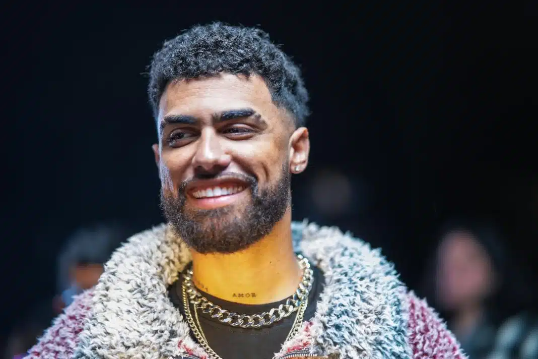 Jay Wheeler regresa al trap con “La Voz Favorita”, su álbum más personal