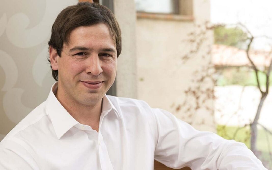 Hermano de Pedro Sánchez enfrentará juicio en España por presunta prevaricación y tráfico de influencias
