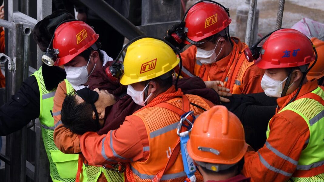 Explosión en mina de China deja al menos 90 muertos y decenas de desaparecidos