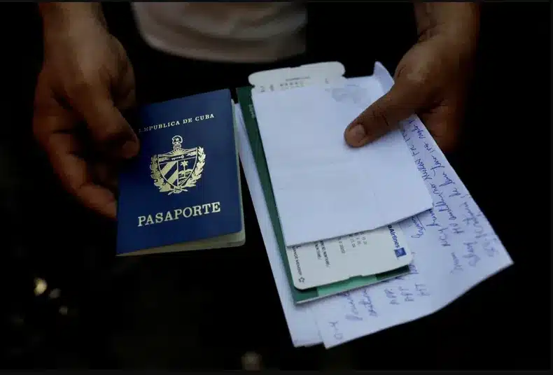 Desmantelan en España red que cobraba miles de dólares a cubanos para entrar irregularmente al país