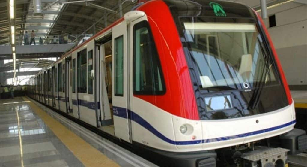 Mujer se lanza a las vías del Metro de Santo Domingo y provoca interrupción parcial en la Línea 2