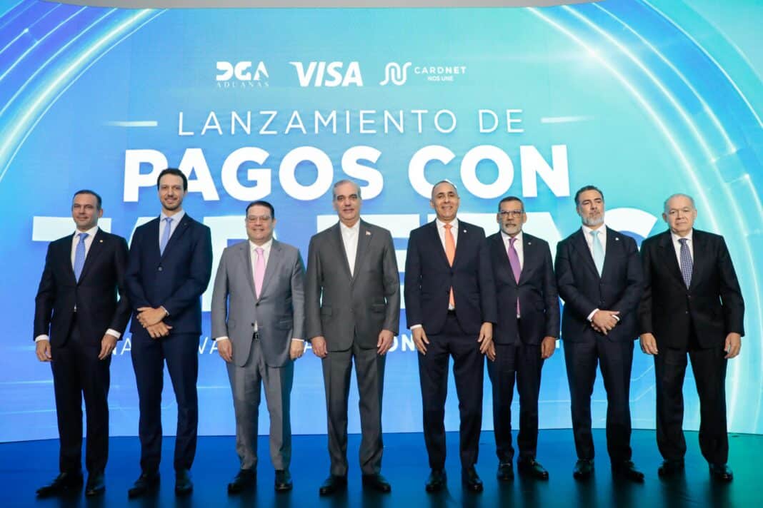 Presidente Abinader encabeza lanzamiento de plataforma de Pagos con Tarjetas de la Dirección de Aduanas para agilizar procesos y fortalecer transformación digital de los servicios aduaneros