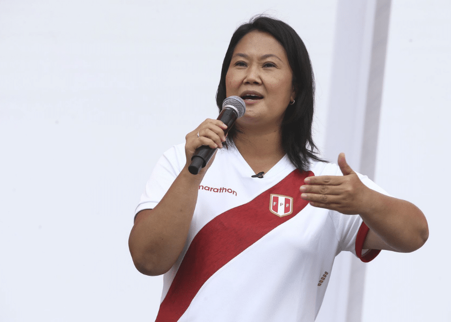 Keiko Fujimori toma ventaja sobre Roberto Sánchez cuando el escrutinio supera el 98 % en Perú