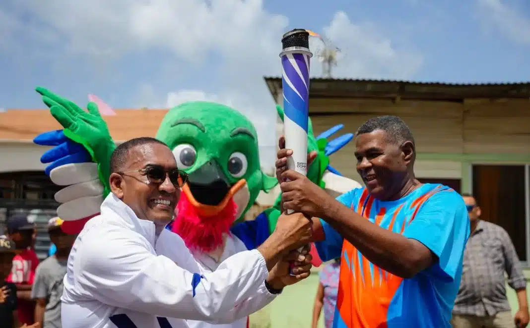 Monte Plata enciende la emoción deportiva al recibir la Antorcha de Santo Domingo 2026