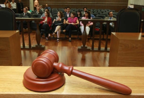 Fiscalía de Berlín acusa a hombre de sedar y violar a decenas de mujeres tras conocerlas en internet