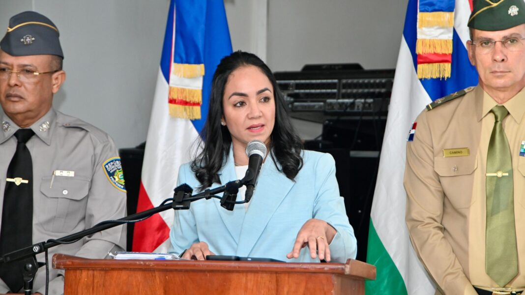 Faride Raful reafirma que agentes policiales que violen la ley deberán responder ante la justicia