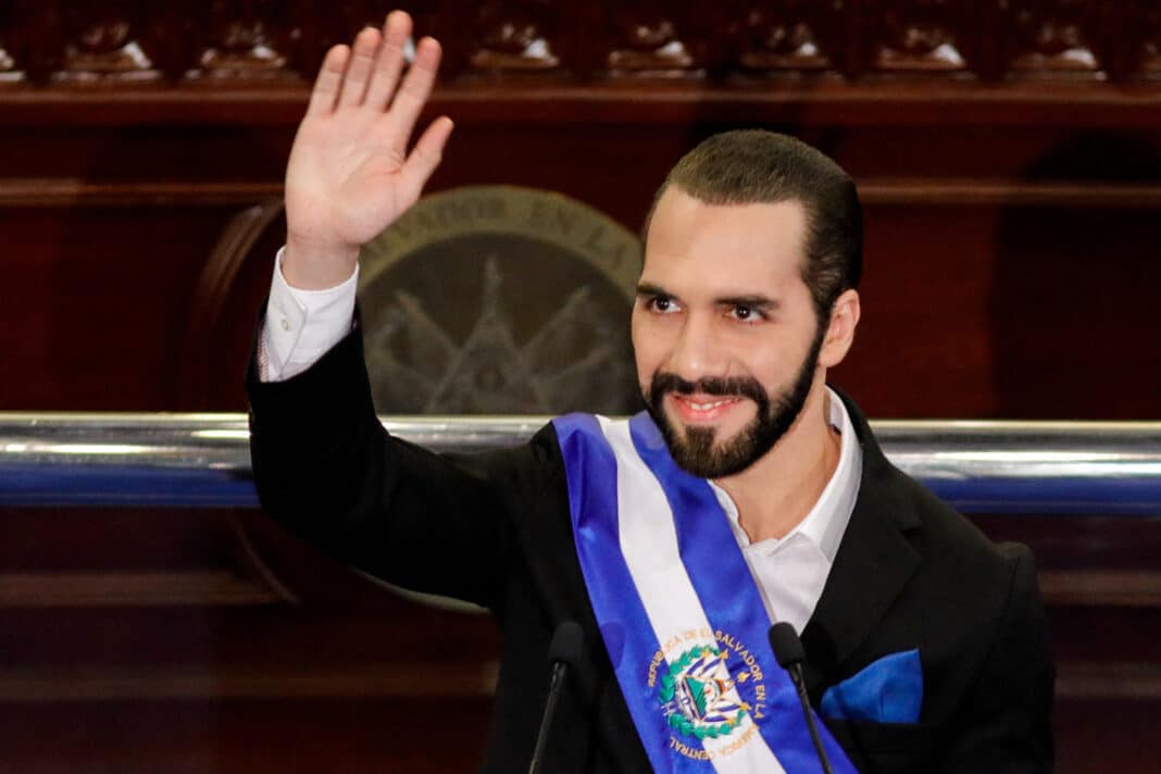 Bukele defiende la reelección indefinida mientras avanza hacia un tercer mandato en El Salvador