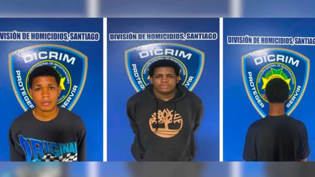 Tres hermanos se entregan por presunto homicidio de repartidor durante riña en Santiago