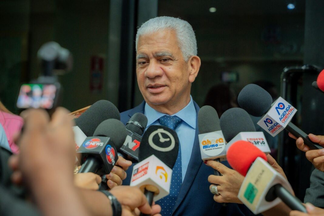 Ricardo de los Santos afirma que el nuevo Código Penal fortalece la respuesta ante los delitos actuales