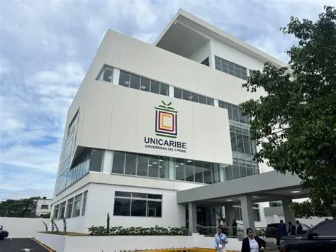Polémica en Unicaribe tras pedido de expulsión de directivo que invitó a Santiago Matías