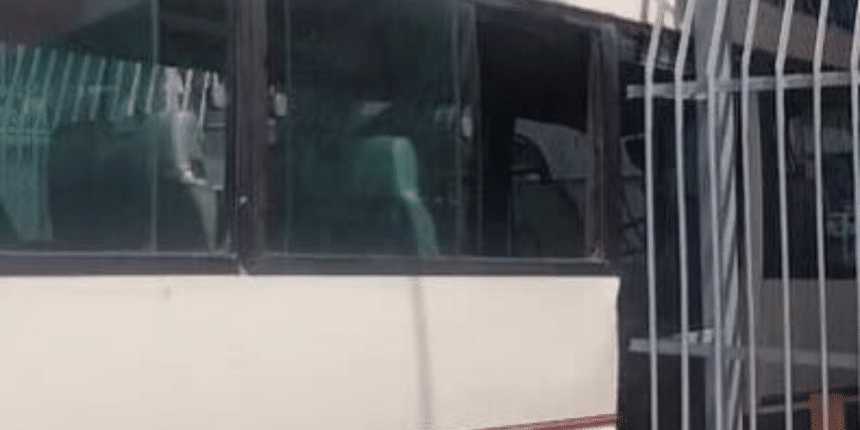 Accidente en la avenida John F. Kennedy involucra autobús, camión y motorista
