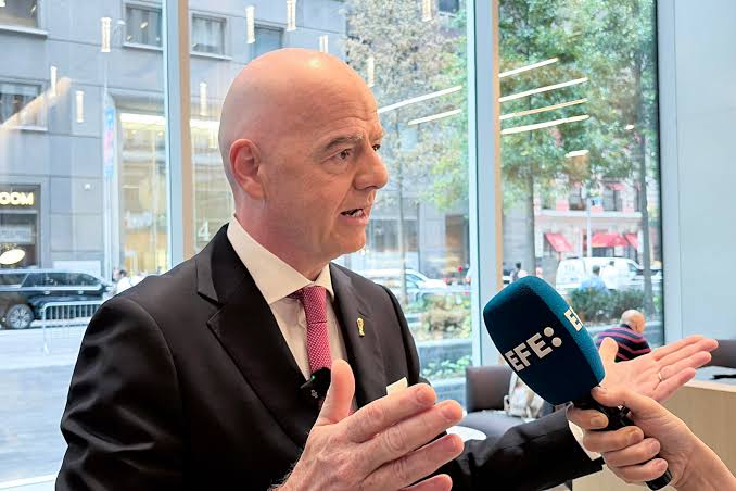 Dirigente del fútbol jordano acusa a la FIFA de presiones y retraso en desembolsos económicos