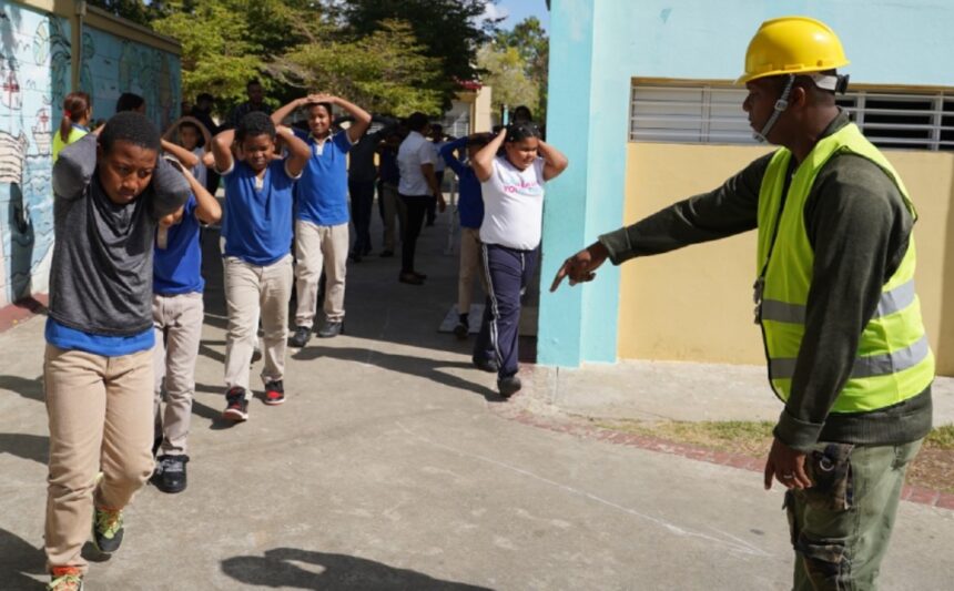 RD pone a prueba su capacidad de reacción ante un terremoto este martes