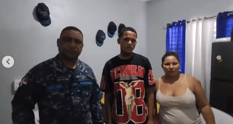 Joven se entrega a la Policía tras ser buscado por presuntos robos en Santiago