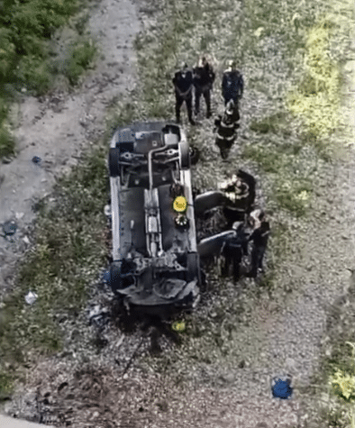 Mujer pierde la vida tras vehículo caer al vacío en la carretera Salcedo-Tenares