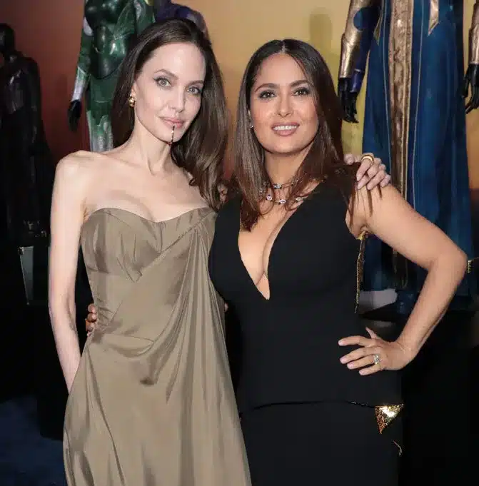 Angelina Jolie revela que nunca había sentido una conexión como la que tiene con Salma Hayek