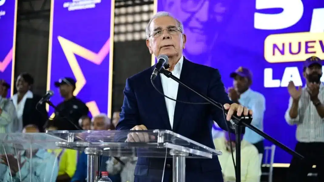 Danilo Medina cuestiona rumbo del país y llama al PLD a fortalecer su organización en Higüey