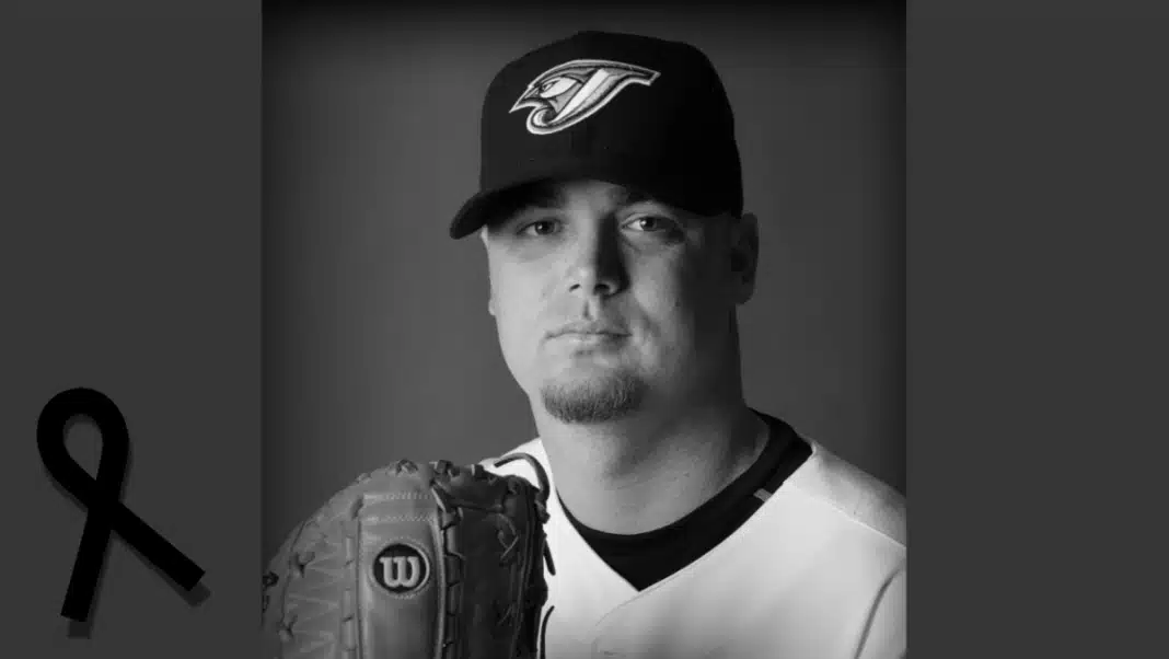 Fallece a los 45 años Brian Wolfe, exlanzador de los Blue Jays