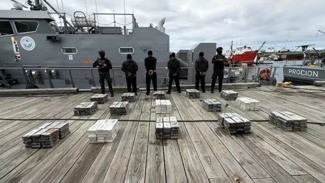 Operativo marítimo deja cuatro detenidos y decomiso de 440 kilos de cocaína en Trinidad y Tobago