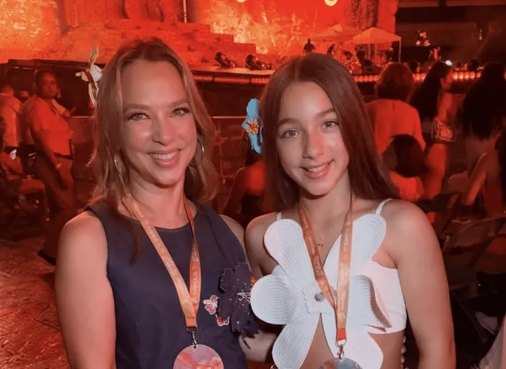 Adamari López responde a críticas contra su hija tras concierto de Karol G