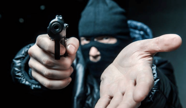Asalto en joyería Gisac Jewelry deja una persona herida en Villa Juana