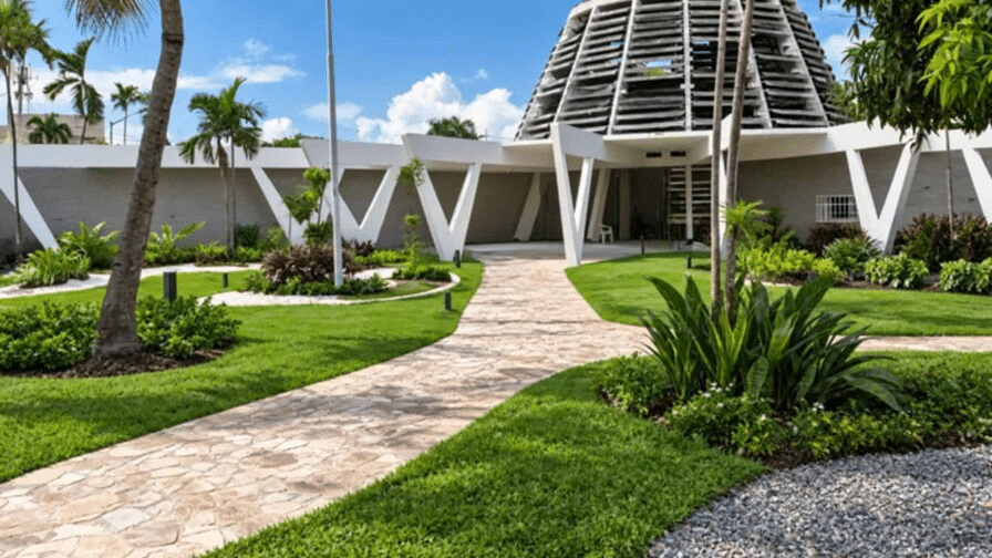 Senado da 15 días a arquitectos para desalojar su sede en La Feria
