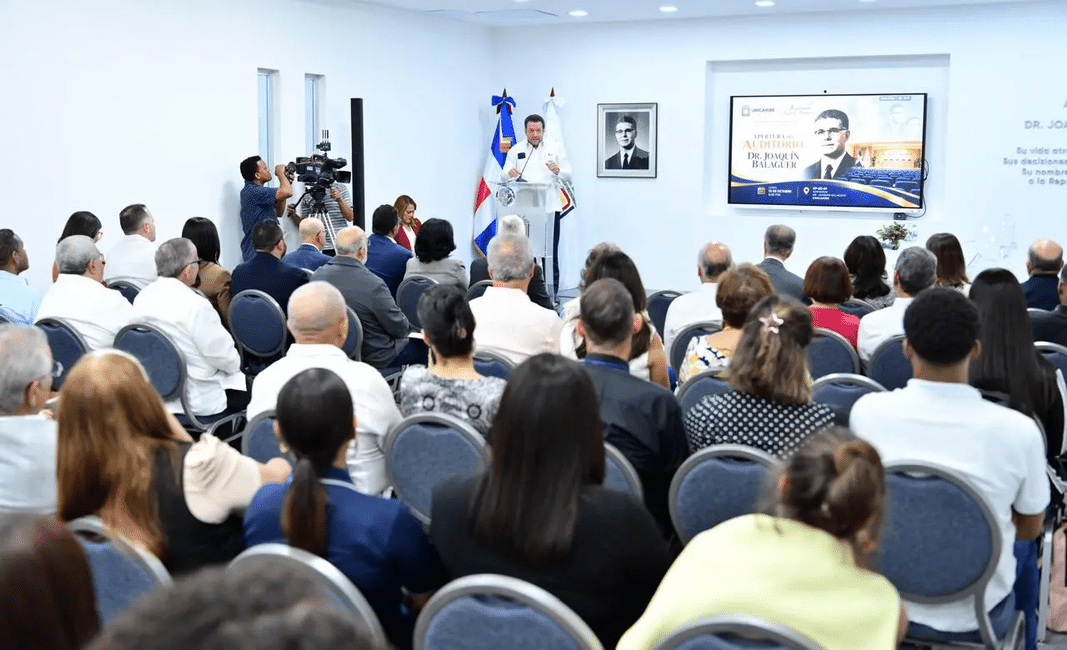 Unicaribe inaugura auditorio en honor al expresidente Joaquín Balaguer