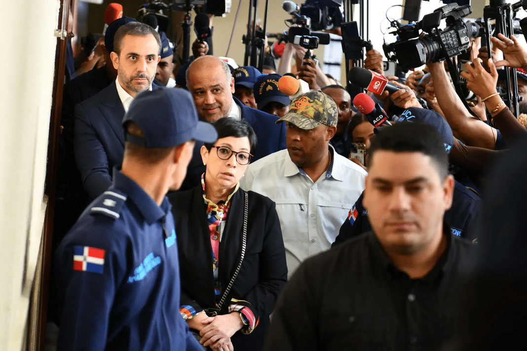 Juez cambia acusación en caso Jet Set y ordena reiniciar el juicio