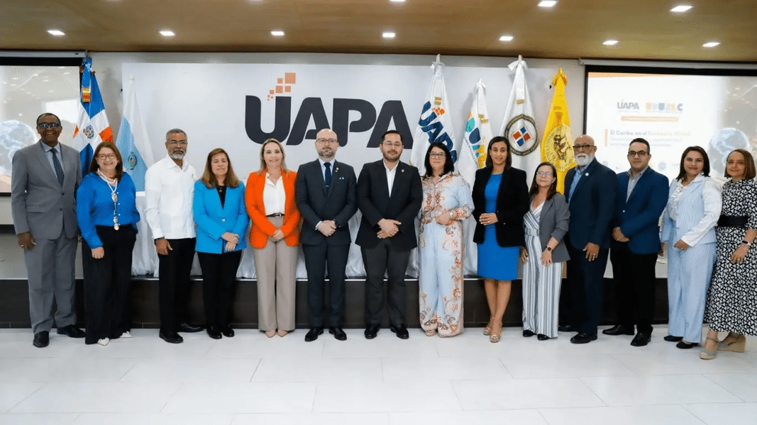 UAPA y UDUALC reúnen expertos para debatir retos de las universidades