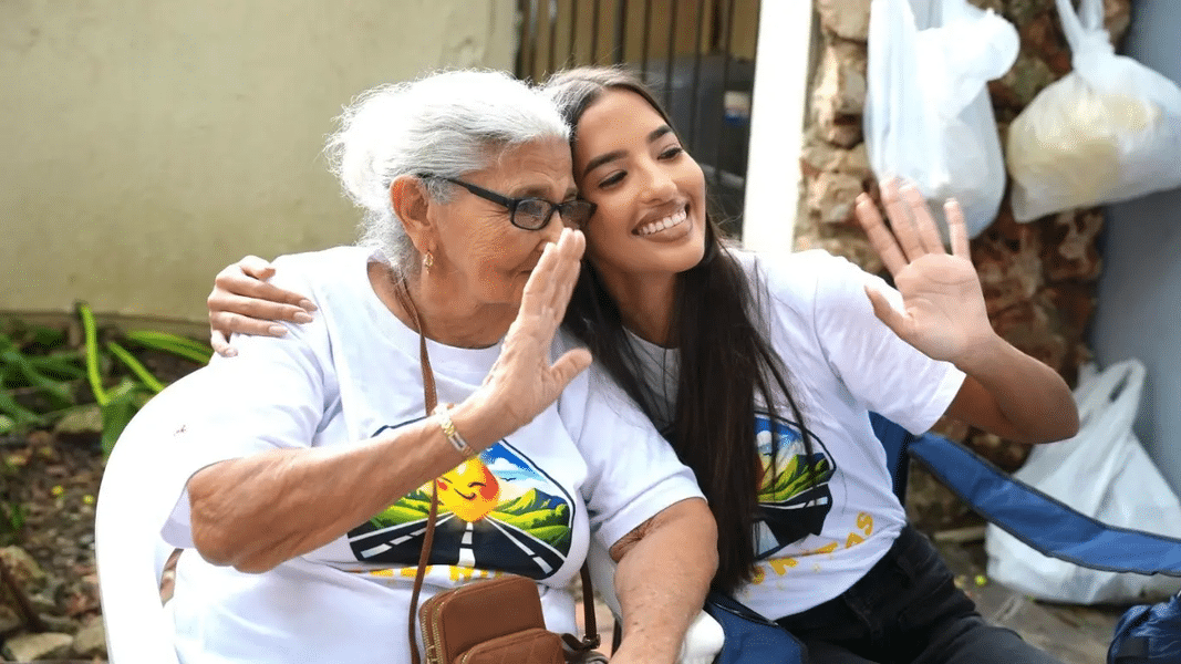 Fundación Red Rutas Alegres lleva alegría y solidaridad a adultos mayores