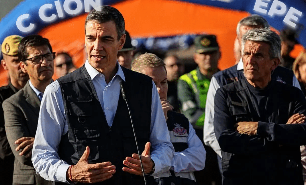 Sánchez promete esclarecer posibles negligencias tras tragedia ferroviaria