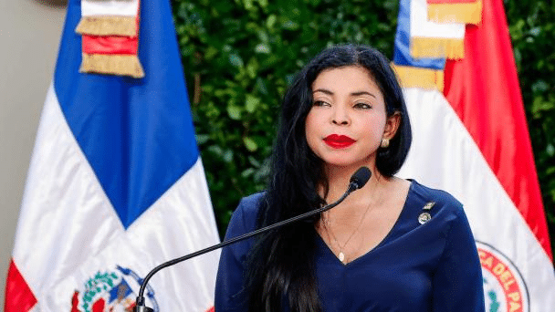 Yeni Berenice alerta sobre drogas sintéticas y narcotráfico en plataformas digitales