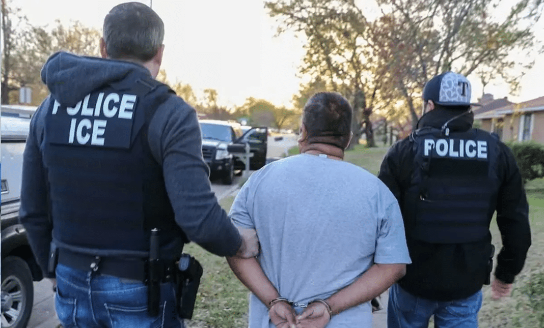 Trump ha deportado a casi un millón de personas, incluidos dominicanos