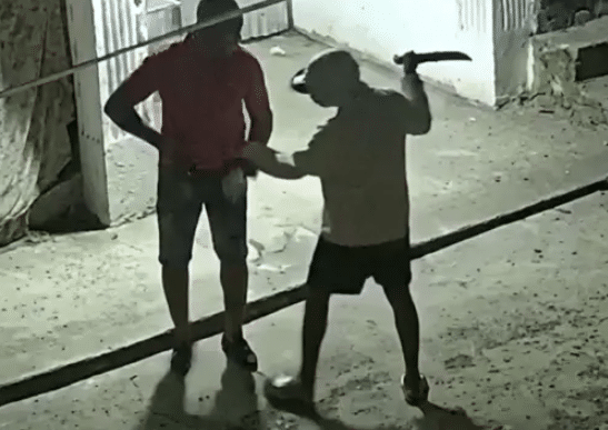 Dos adolescentes se entregan tras presunto ataque a machetazos contra sargento